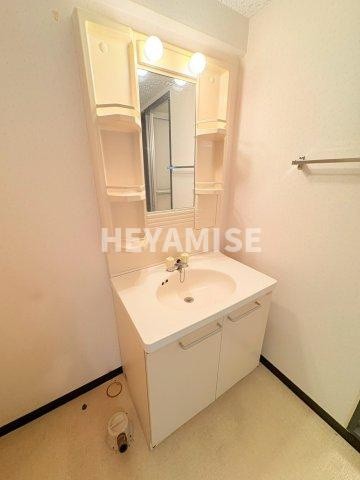 ブルーハイツ諫早の独立洗面台