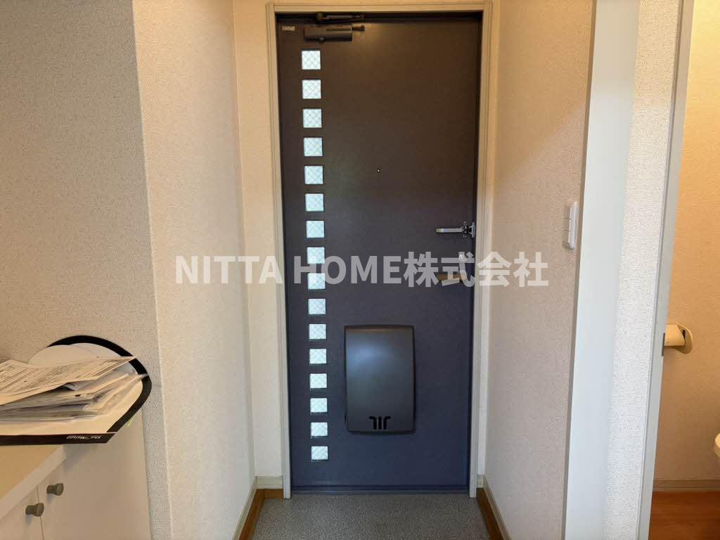 カサベルデＡ，Ｂの玄関|シューズボックスもついています◎