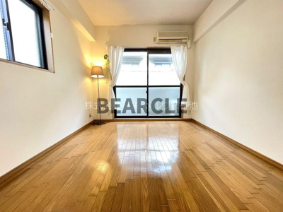 【居間・リビング】 | メイプル等持院