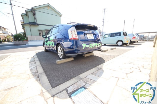 ベルシンフォニーの駐車場