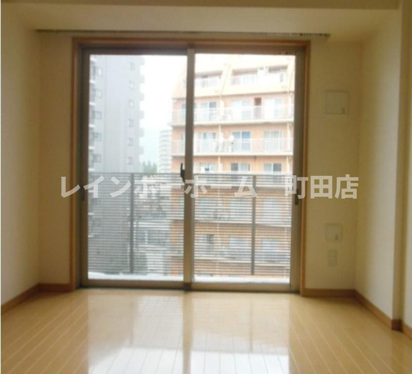 Conde相模原※初期費用分割後払いサービス利用可能物件の居間・リビング