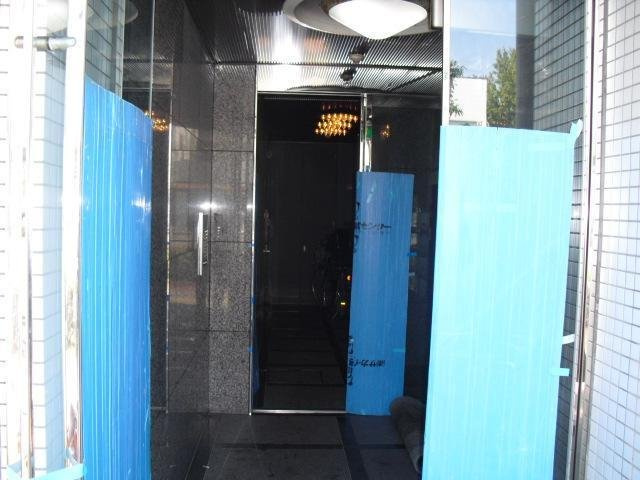 【エントランス】 | デイズハイツ港晴 | 毎日通るエントランスはこのようになっています