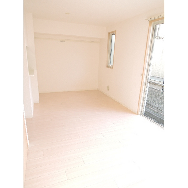 パセオ由比ガ浜の居間・リビング