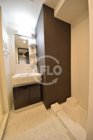 S-RESIDENCE西長堀の洗面所|S-RESIDENCE西長堀　洗面脱衣所