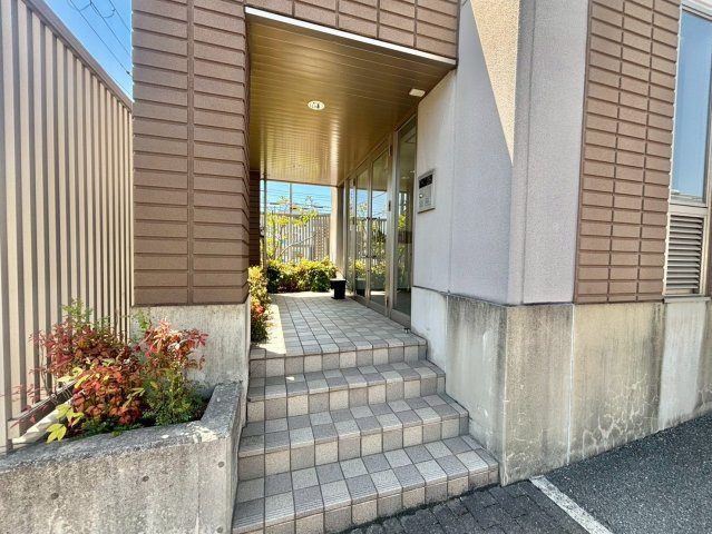 ヴァン　エステート　北在家のエントランス
