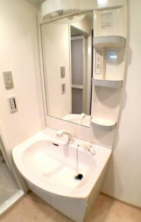 【洗面所】 | ＧＥＮＯＶＩＡ板橋本町ｇｒｅｅｎ　ｗａｌｌ