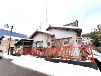 【前面道路含む現地写真】 | 新潟市西蒲区岩室温泉 中古戸建 5DK