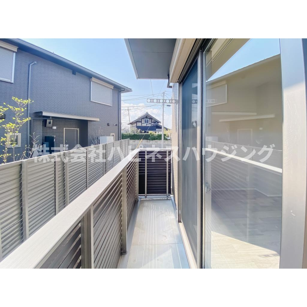 メゾン・グリシーヌのバルコニー|バルコニー付きです