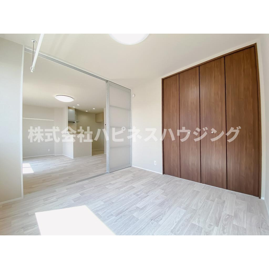 メゾン・グリシーヌの寝室