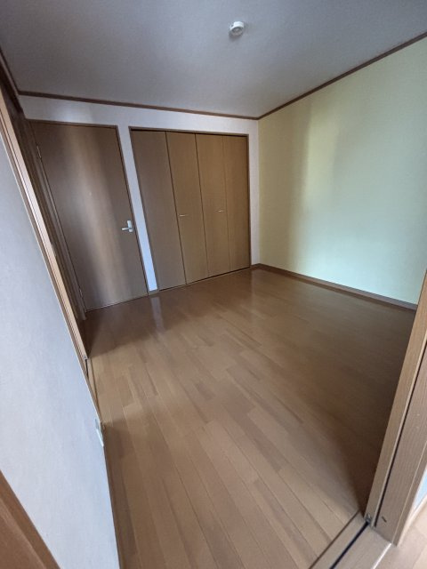 井上ハイツの居間・リビング