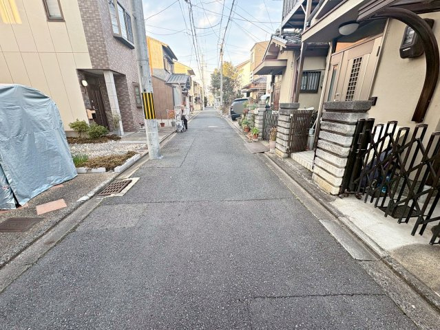 深草ヲカヤ町