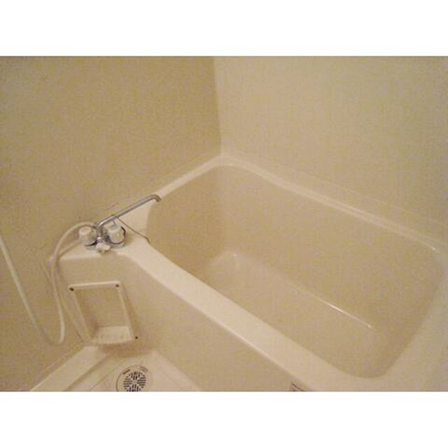 藤沢市辻堂３丁目のアパートの浴室