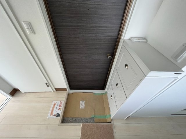 KSマンションの玄関