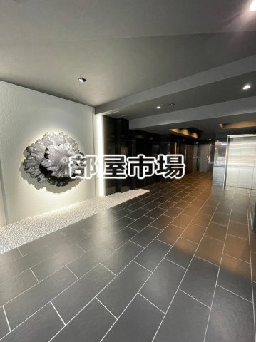 ステージグランデ台東根岸アジールコートのロビー