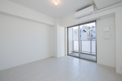 【居間・リビング】 | オアーゼ新宿西落合レジデンス | ※写真は同タイプ住戸です。