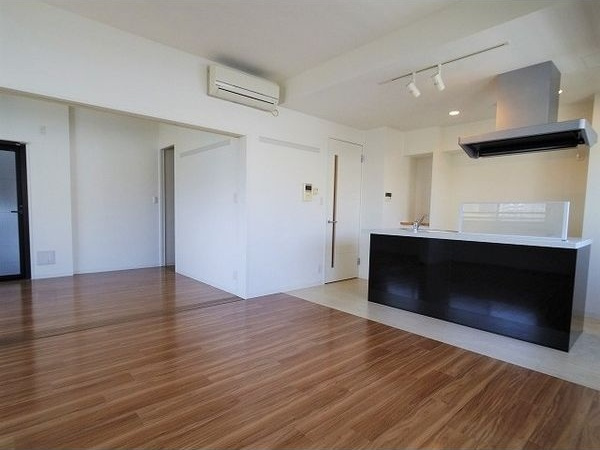 YZ mahoroba(ワイズ　マホロバ)の内装