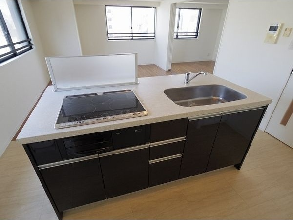 YZ mahoroba(ワイズ　マホロバ)のキッチン