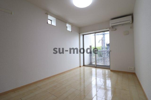 鶴野リバーサイドテラスの寝室