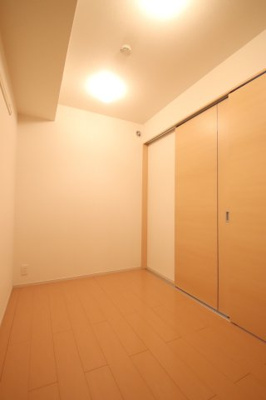 【洋室】 | アルバモーダ