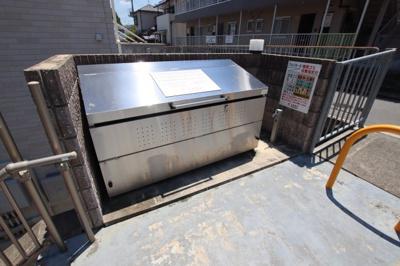 【その他共用部分】 | アルバモーダ | 敷地内ゴミ捨場