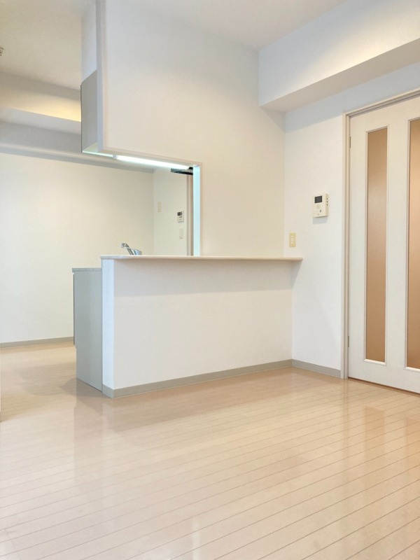 ラフィネールの居間・リビング