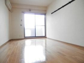 ヴィオラの居間・リビング