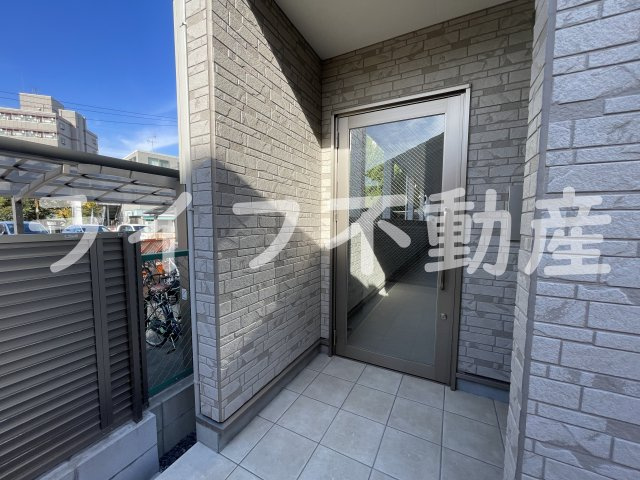 アイエア長瀬のエントランス|建物の内部です