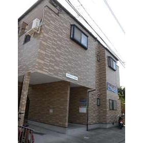 福岡市南区三宅２丁目のアパートのエントランス