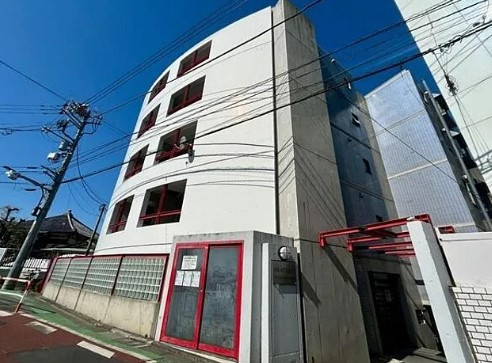 プラティーク夏目坂の外観