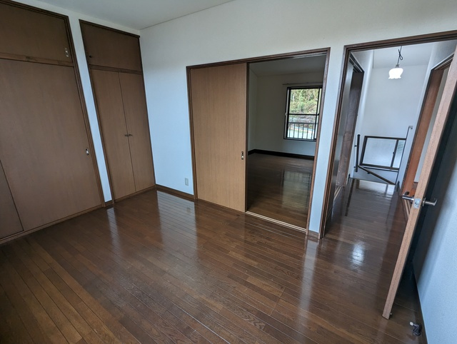 用田テラスＢ棟の洋室