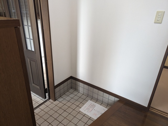 用田テラスＢ棟の玄関