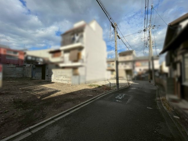 紫野東泉堂町の前面道路含む現地写真