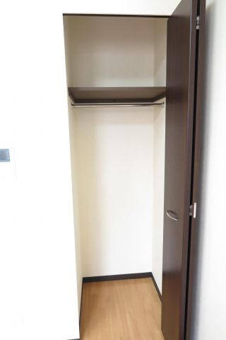 グランシス難波西の収納