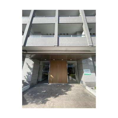 【エントランス】 | ロイヤル御幣島 | 落ち着いたエントランスです