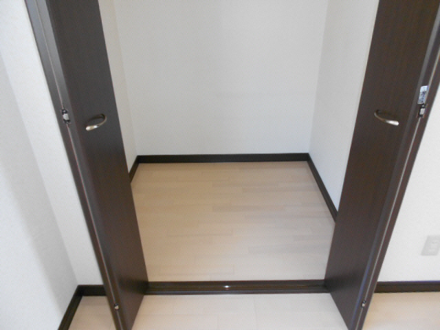 レラ・ＷＥＳＴの収納