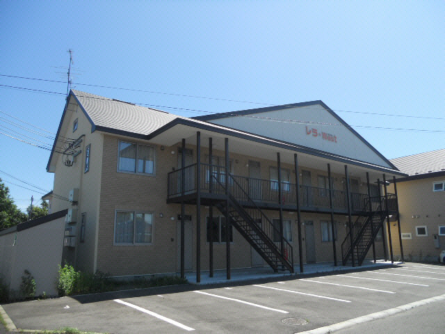 レラ・ＷＥＳＴの外観