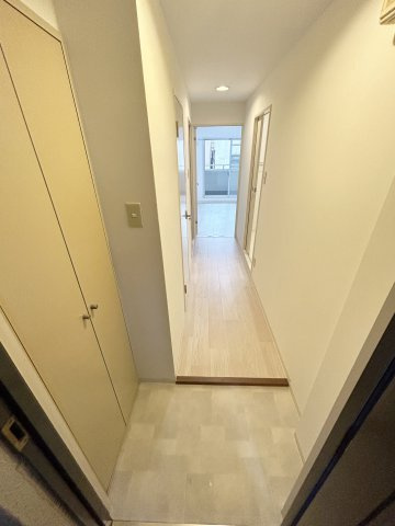 イルプリモサクラガワの玄関