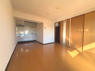 【居間・リビング】