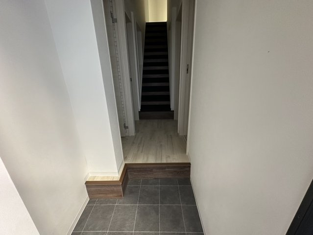 上田辺貸家の玄関