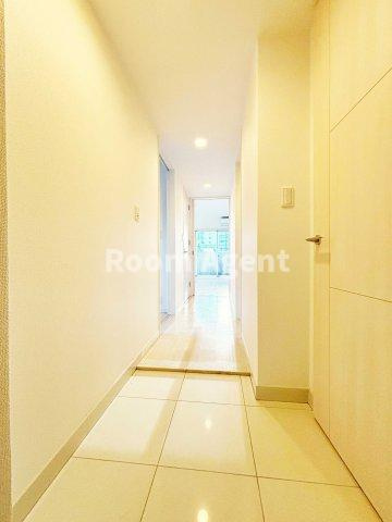 アデグランツ大須の玄関