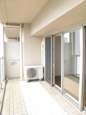 【バルコニー】 | ライオンズ南千里佐竹台グランハート | バルコニー　※前回募集時／２０１９年３月の写真