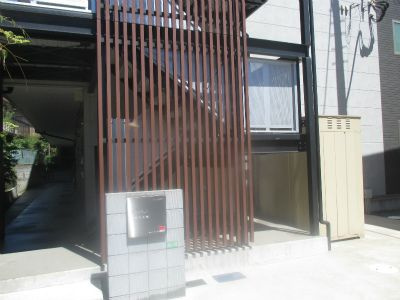 リブリ・AITSUNEのエントランス