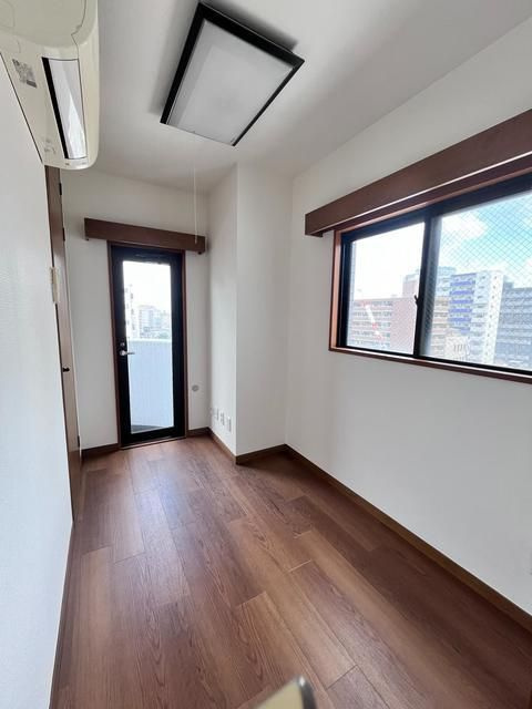 カーサ・ヴェルデの洋室