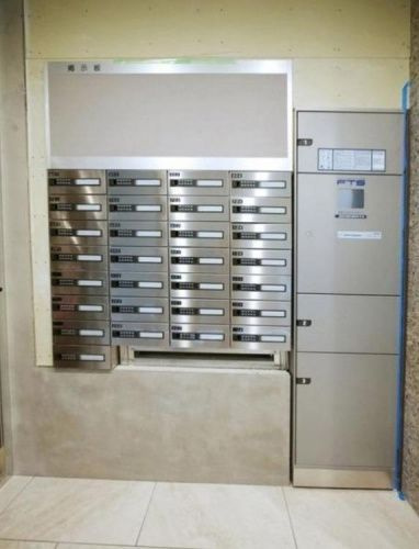 メゾン　ウェルのエントランス