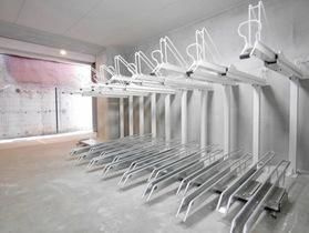 メゾン　ウェルのロビー