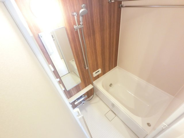 ザ・パークハビオ行徳駅前の浴室