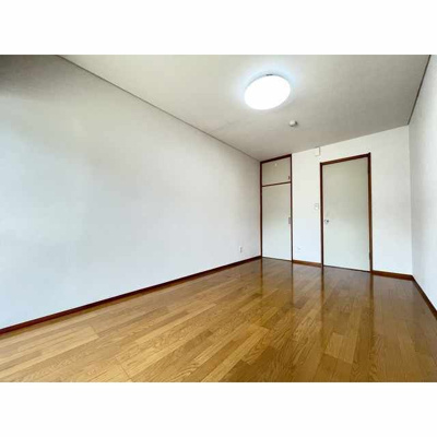 【洋室】 | リバーサイドヒルズ