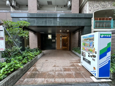 【エントランス】 | アーデンタワー靭公園