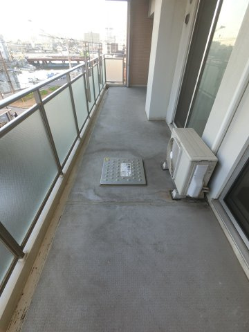 スカイグランデ船橋宮本のバルコニー