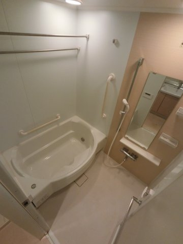 スカイグランデ船橋宮本の浴室